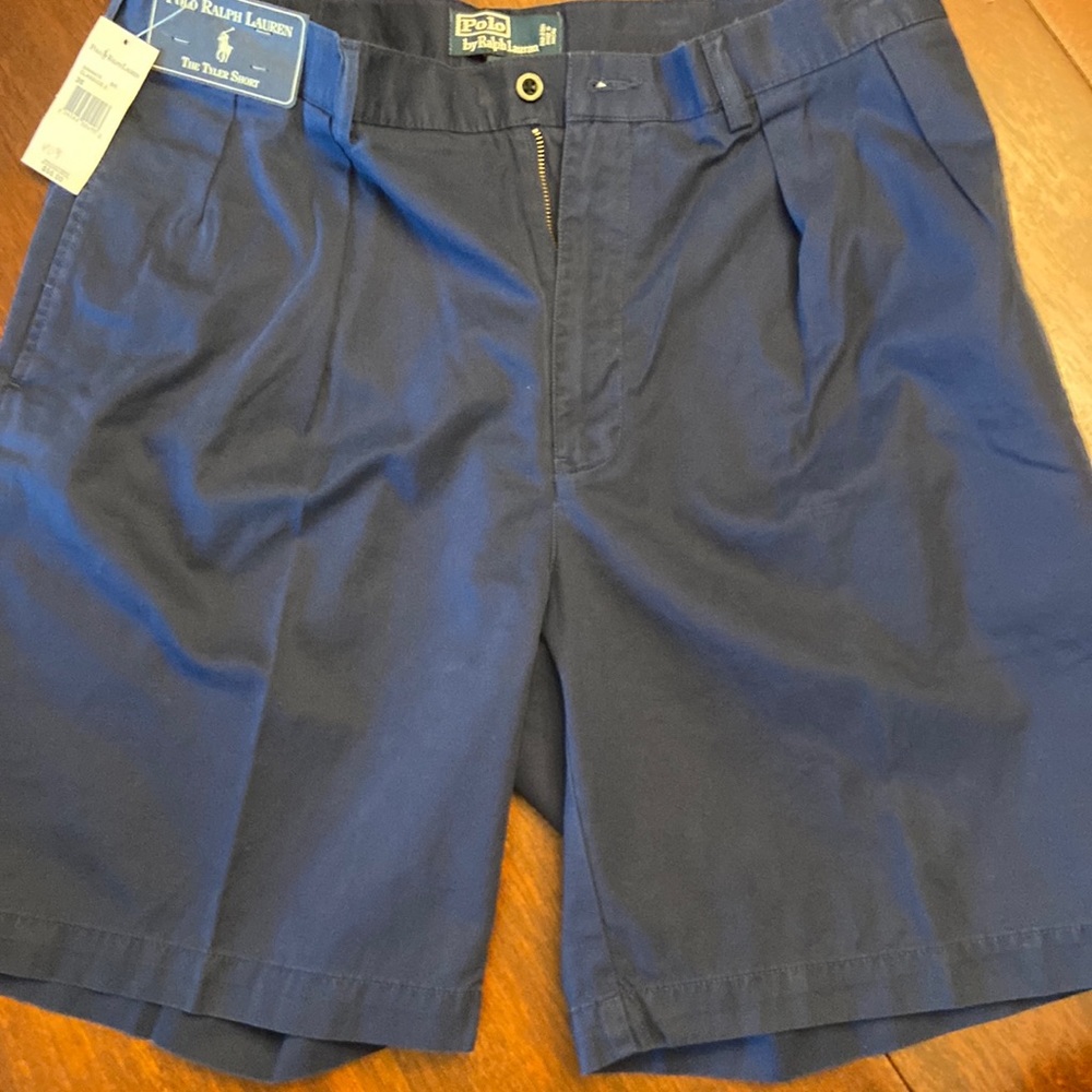 Polo Ralph, Lauren, men’s waist 36 point front shorts. The Tyler short style.